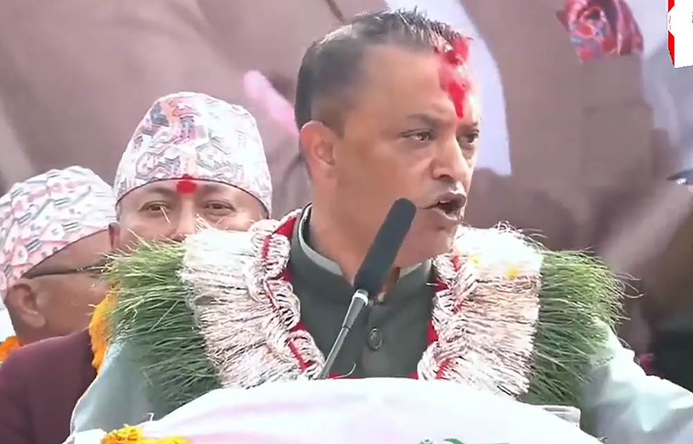 २०४६ सालपछिका काण्डमा मेरै परिवारको मान्छे भएपनि बच्दैन : गगन थापा